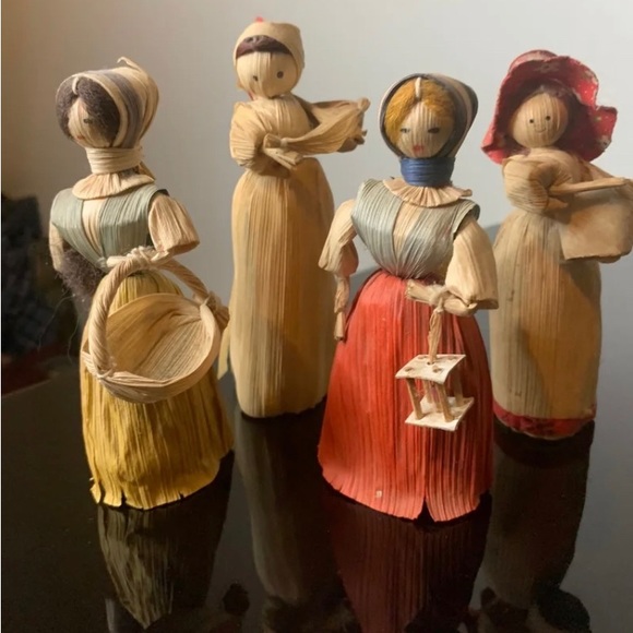 Vintage Hand Made detailed Czech Corn Husk Dolls interesting looking home decor - Picture 3 of 6